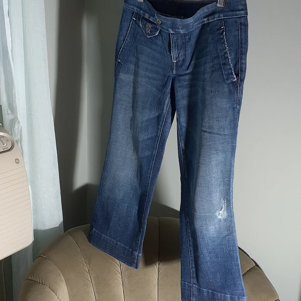 Citizens of Humanity Cropped distressed Jeans Size 28 - Picture 4 of 7